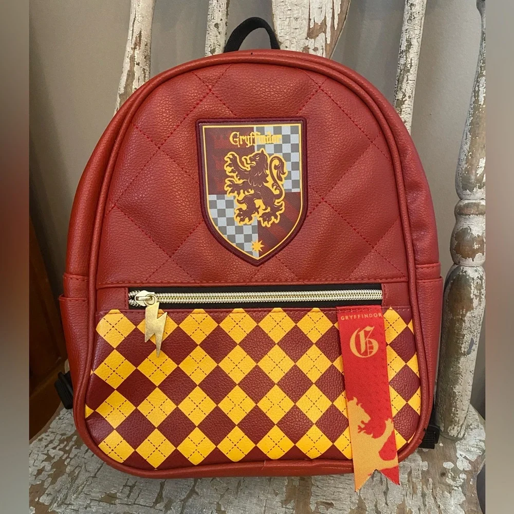 Harry Potter Gryffindor Mini Backpack Red, faux leather Mint Condition